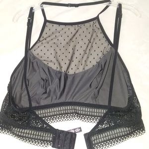 New Victoria Secret Black Lace Lined Size XL Bra
